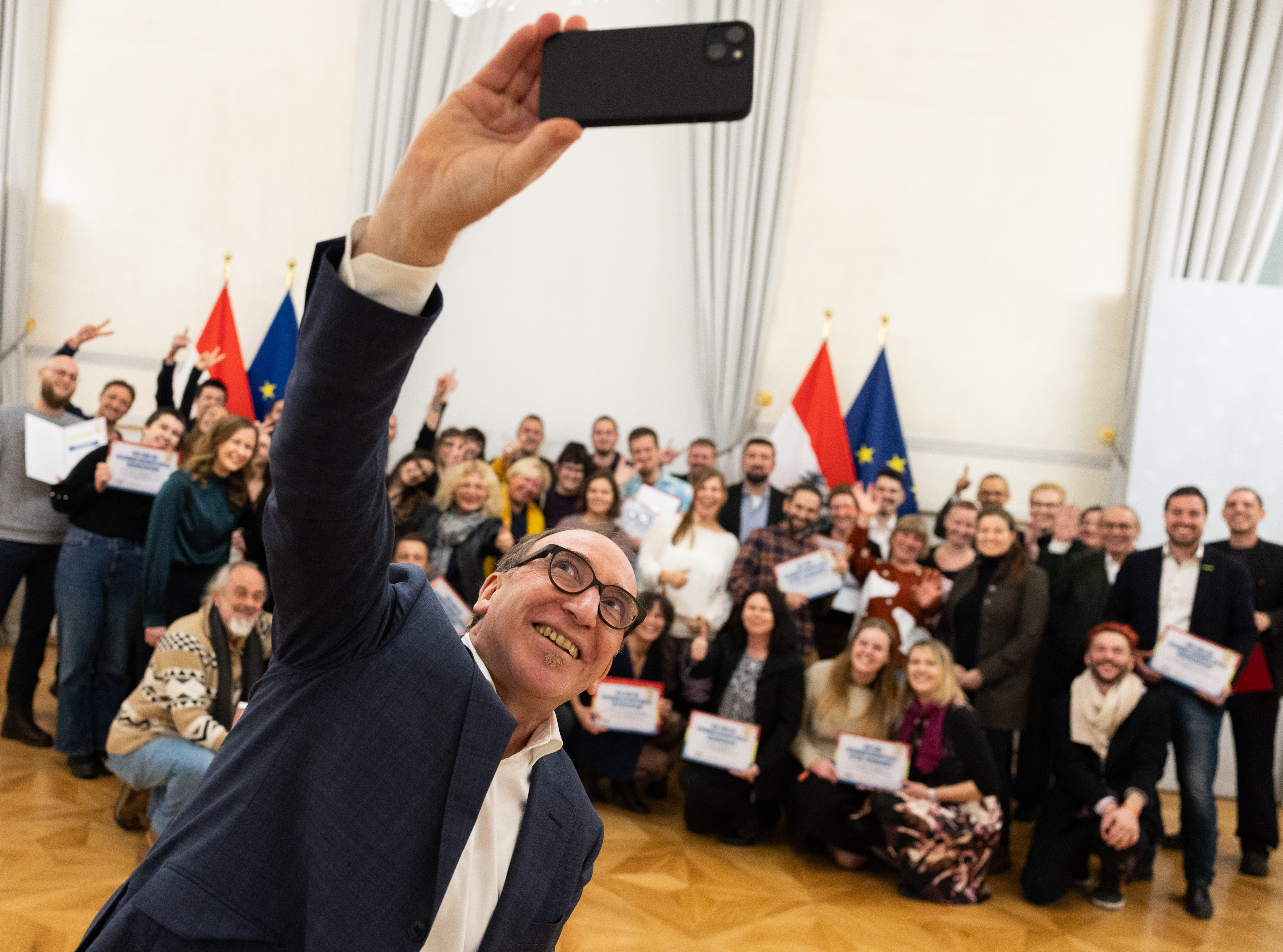 Selfie des Gesundheitsministers Rauch